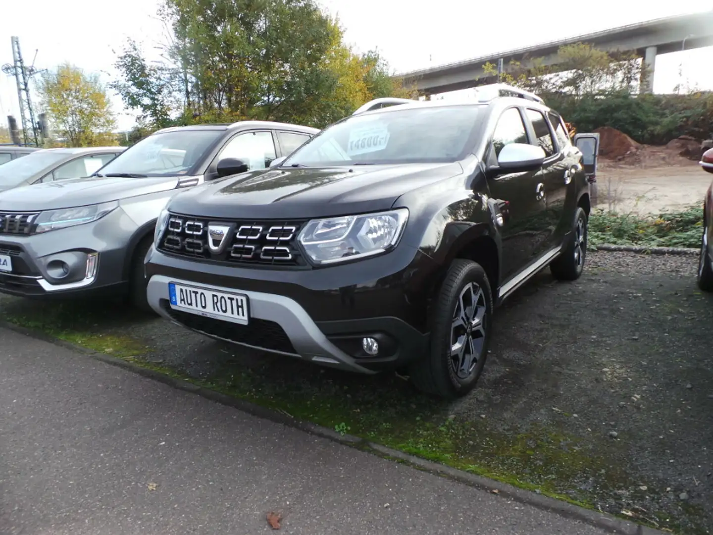 Dacia Duster Prestige Schwarz - 1