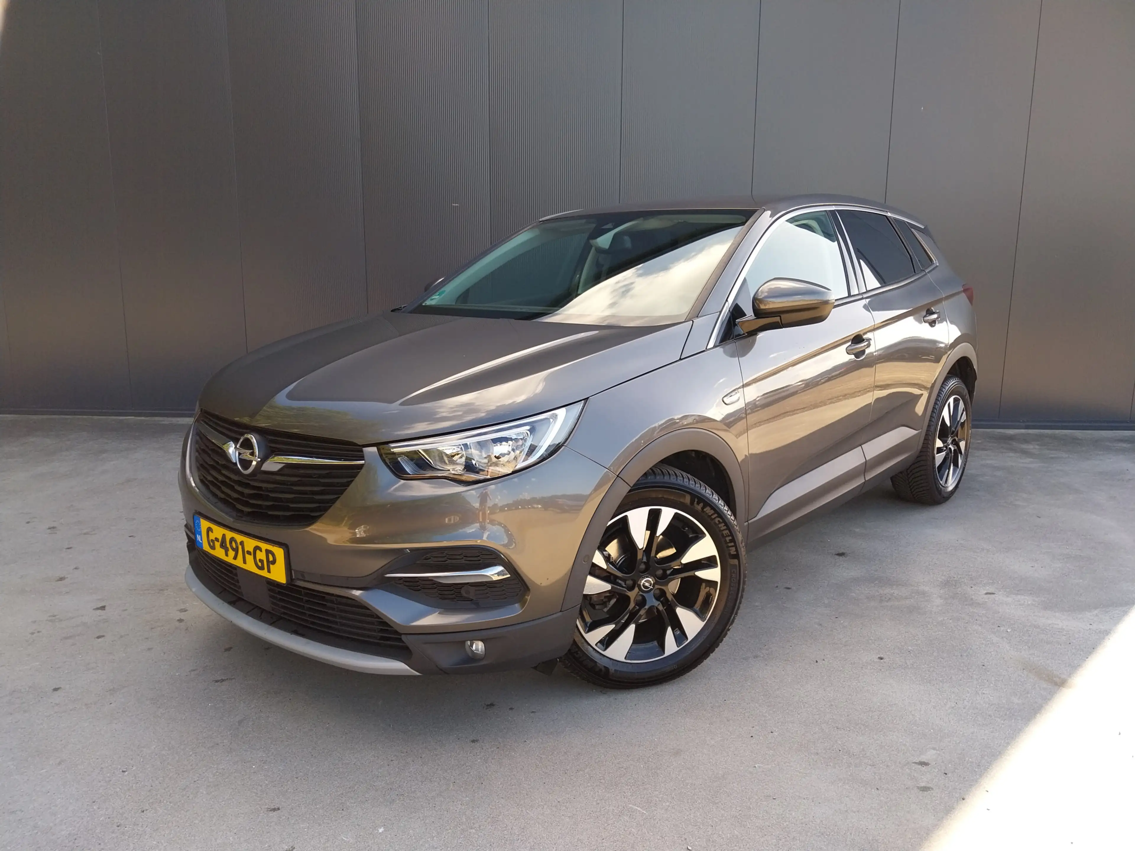 Opel Grandland X 1.2 Turbo 131 PK Ultimate AUTOMAAT HALF LEER LED N