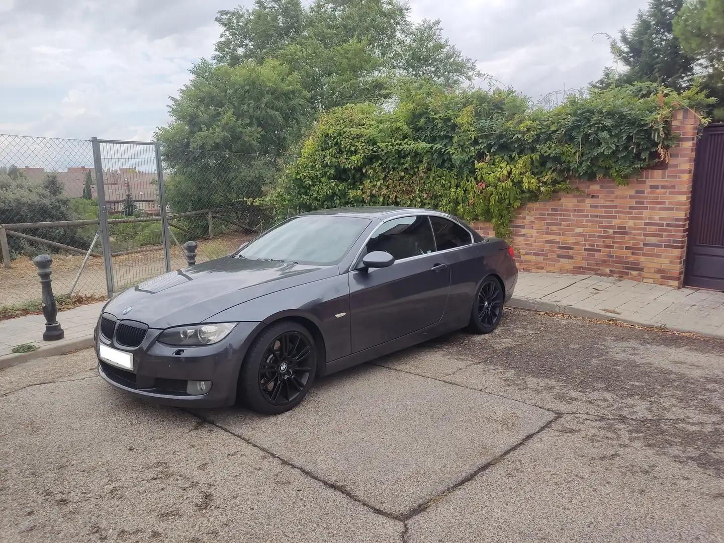 BMW 330 330d Cabrio Gris - 1