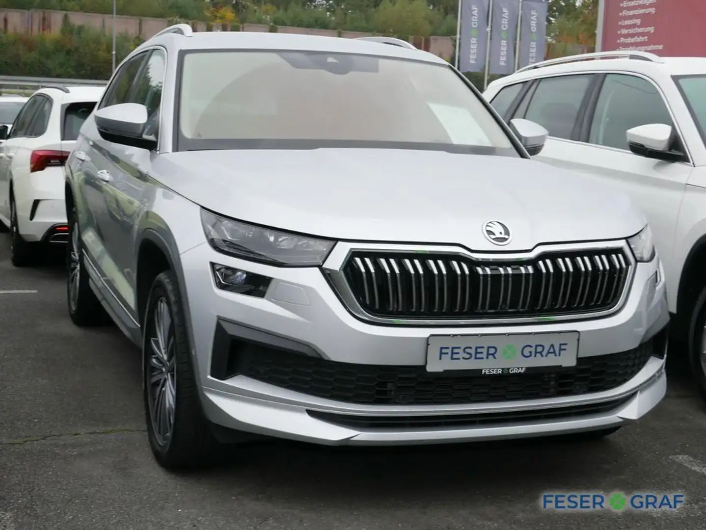 Skoda Kodiaq L&K 2.0 TDI 4x4 LED/AHK/NAVI/ACC Silber - 2