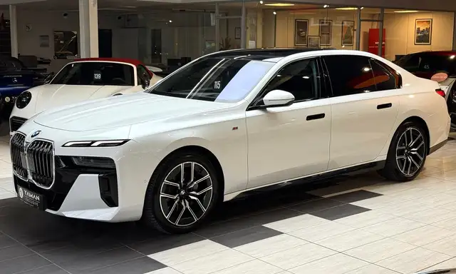 BMW 7 Series view 2