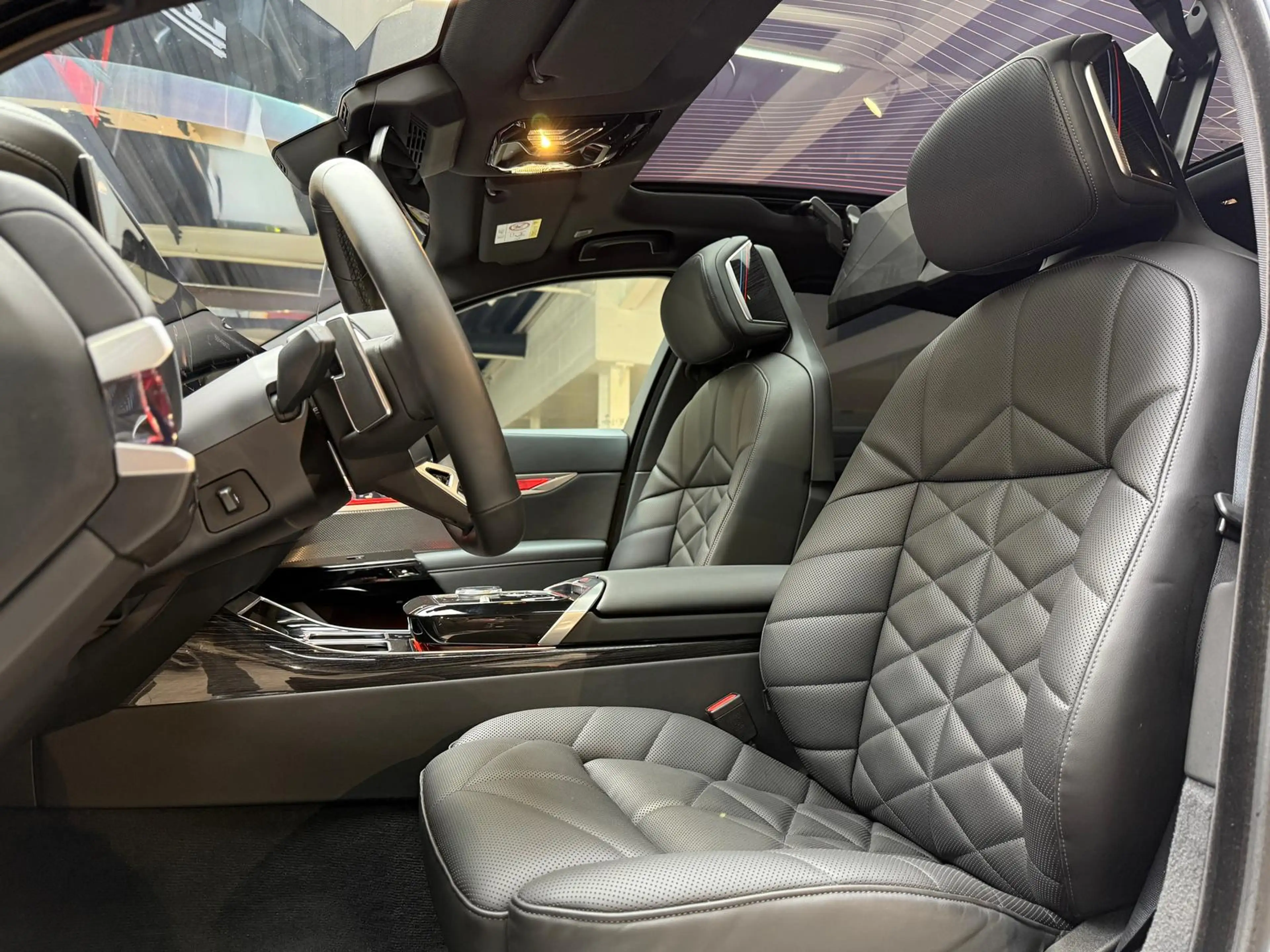 BMW 740 d xD M Sport*Pano-Sky*Experience-TV*StHzg* — photo 13