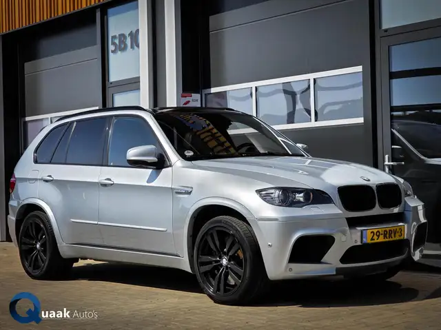 BMW X5 M 4.4i V8 | MOTOR GEREVISEERD | PANO | TREKHAAK | HU