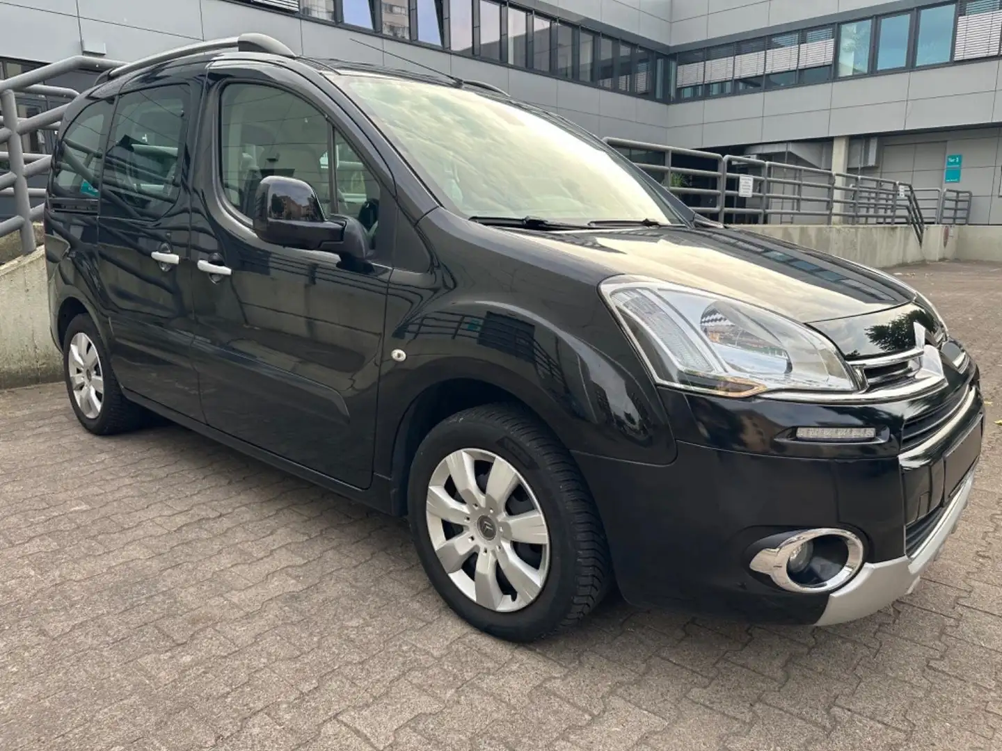 Citroen Berlingo Berlingo e-HDi 90 MULTISPACE Schwarz - 1
