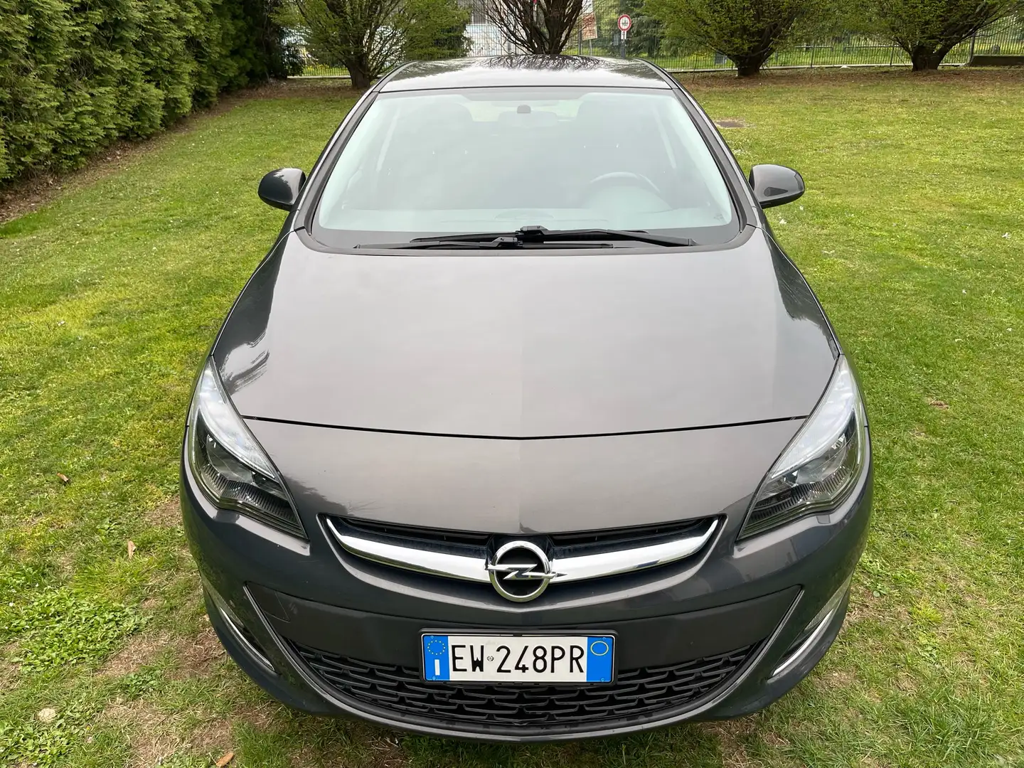 Opel Astra 5p 1.7 cdti Elective 110cv Grigio - 1
