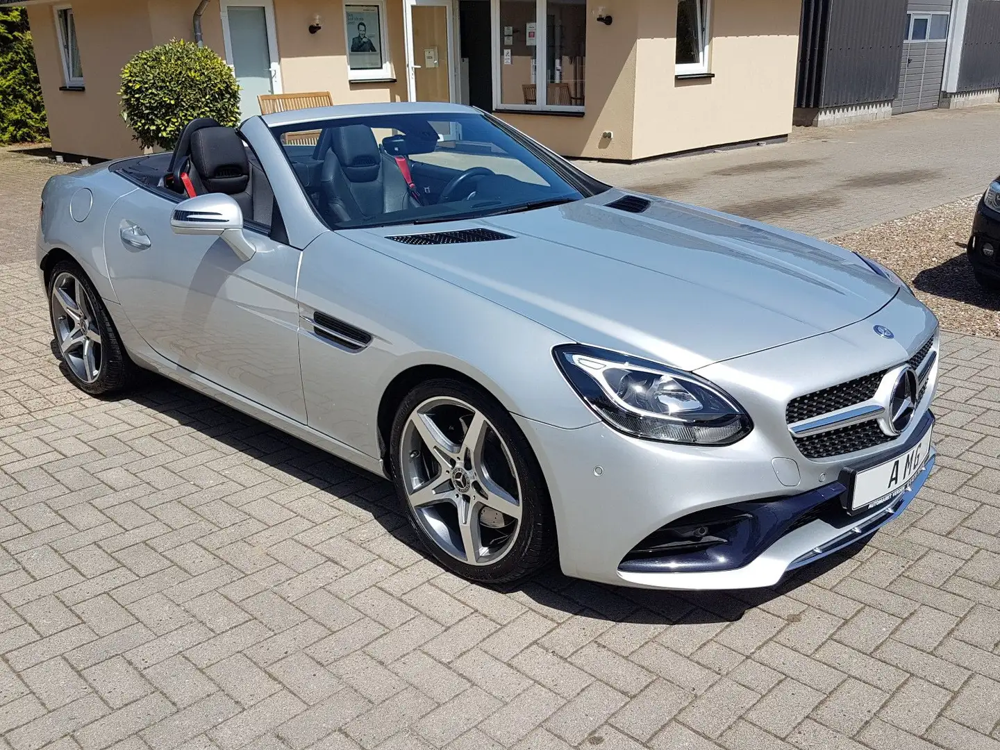 Mercedes-Benz SLC 200 SLC Roadster  AMG - LINE   PANO Silber - 1