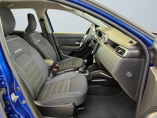 Dacia Duster view 10
