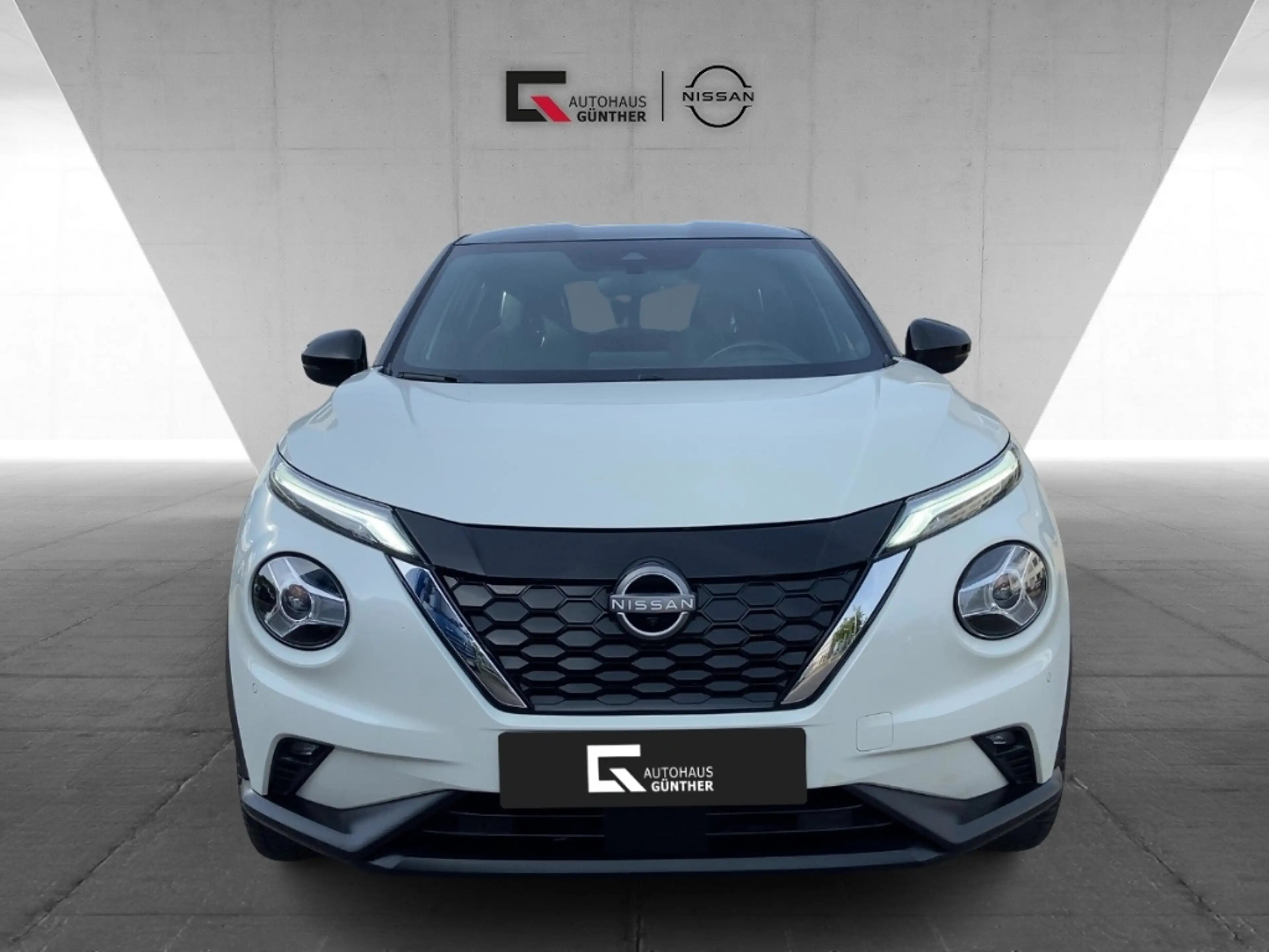 Nissan Juke Tekna Hybrid  4AMT-Navi-SitzHzg.-Kamera-2 Farben — photo 6