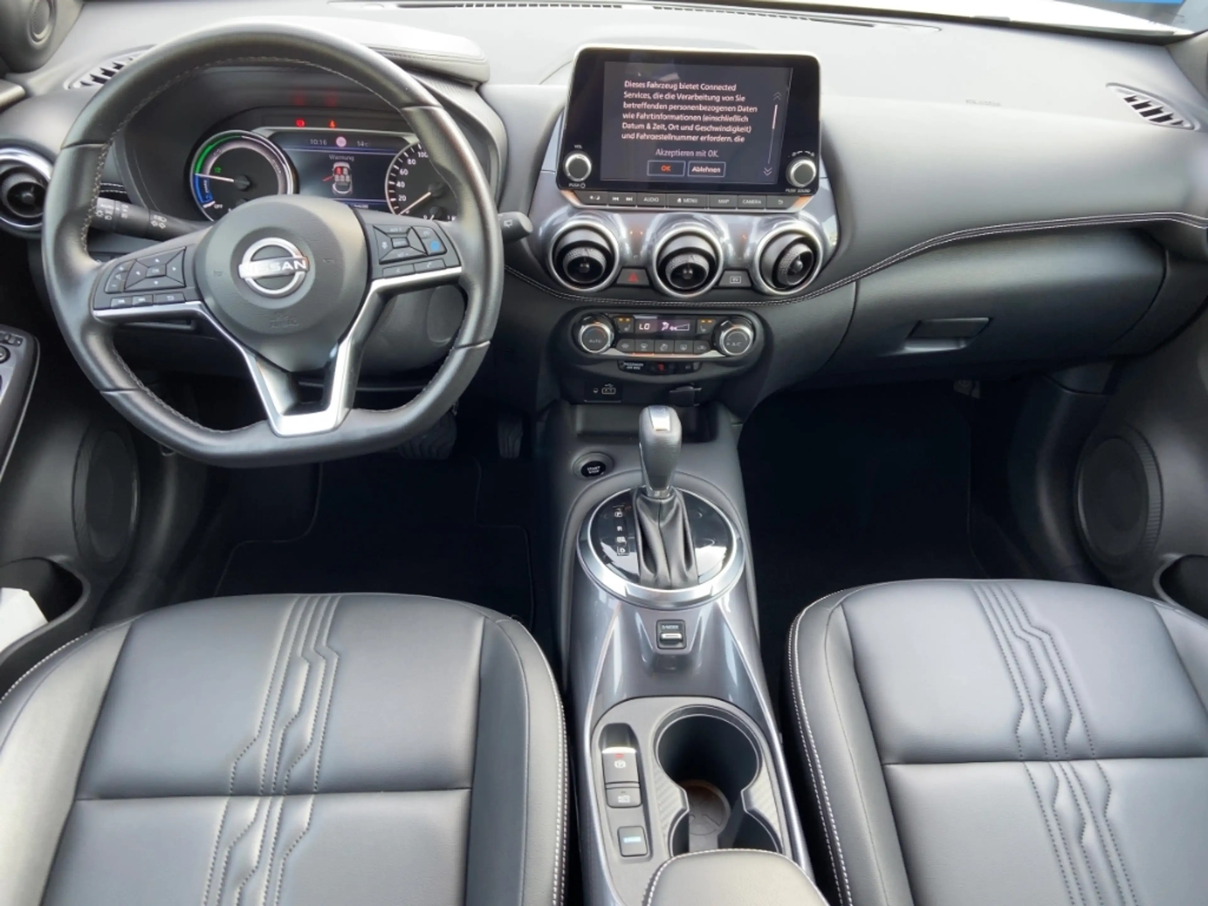 Nissan Juke Tekna Hybrid  4AMT-Navi-SitzHzg.-Kamera-2 Farben — photo 8