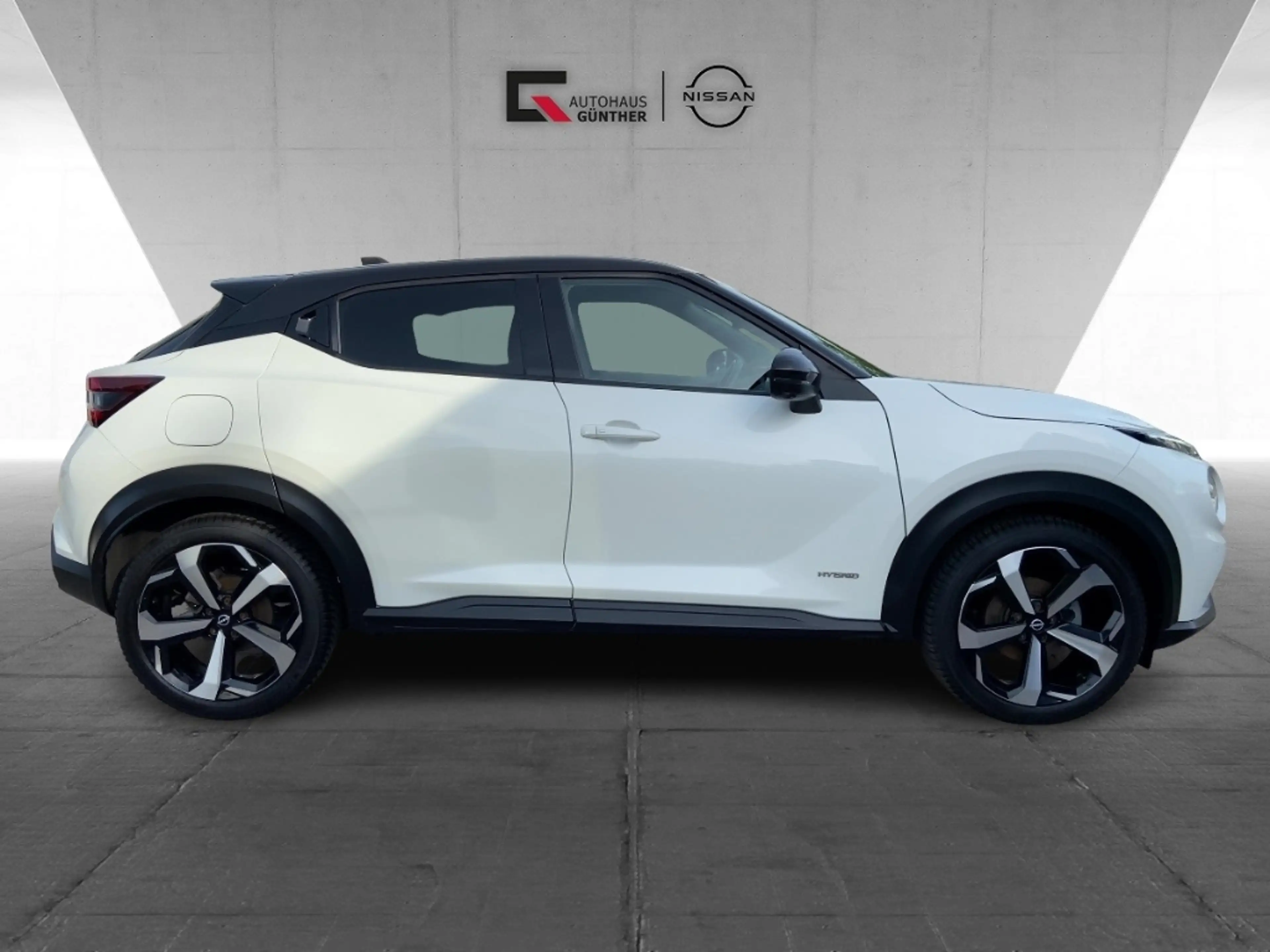Nissan Juke Tekna Hybrid  4AMT-Navi-SitzHzg.-Kamera-2 Farben — photo 5
