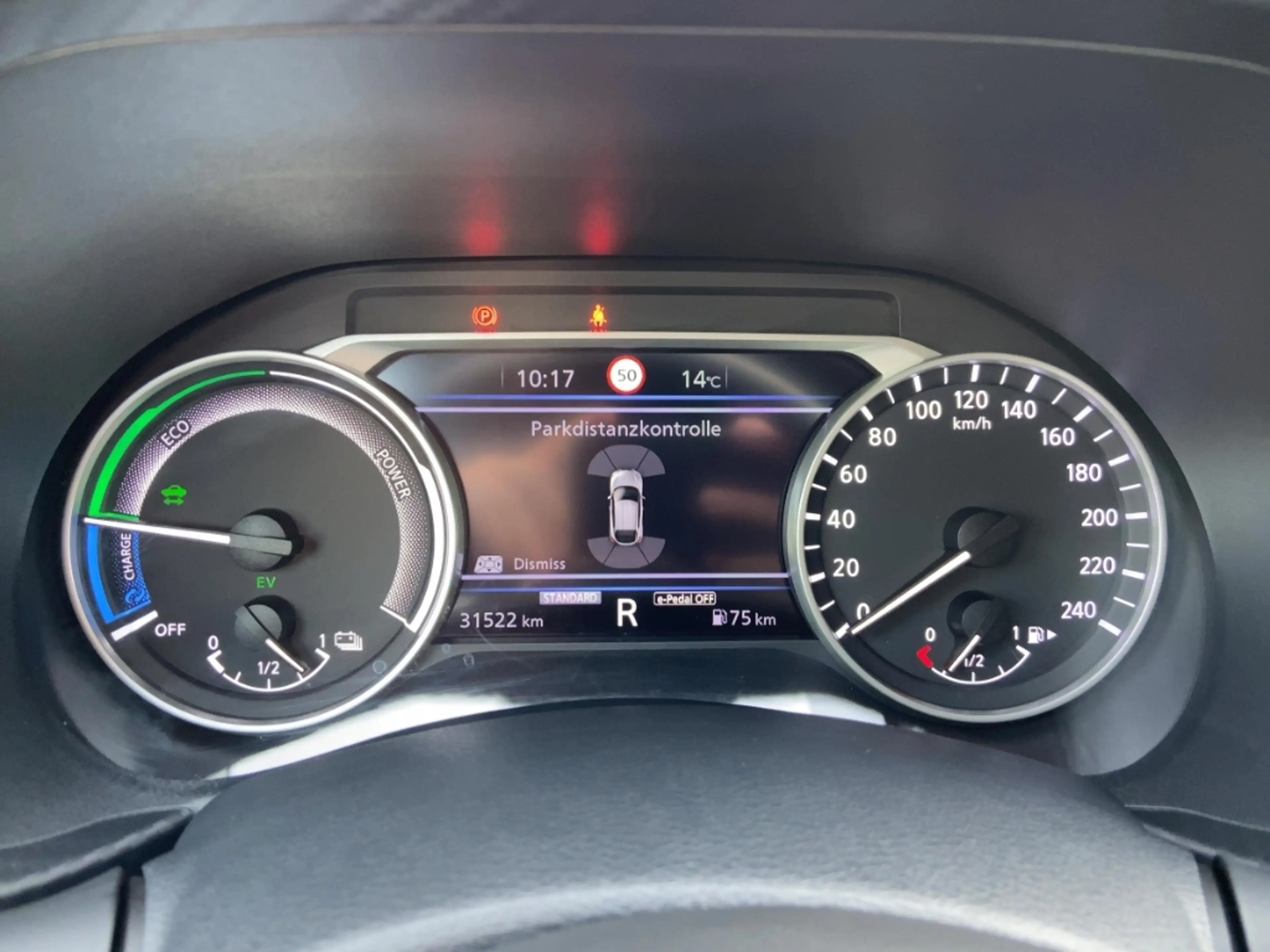 Nissan Juke Tekna Hybrid  4AMT-Navi-SitzHzg.-Kamera-2 Farben — photo 9