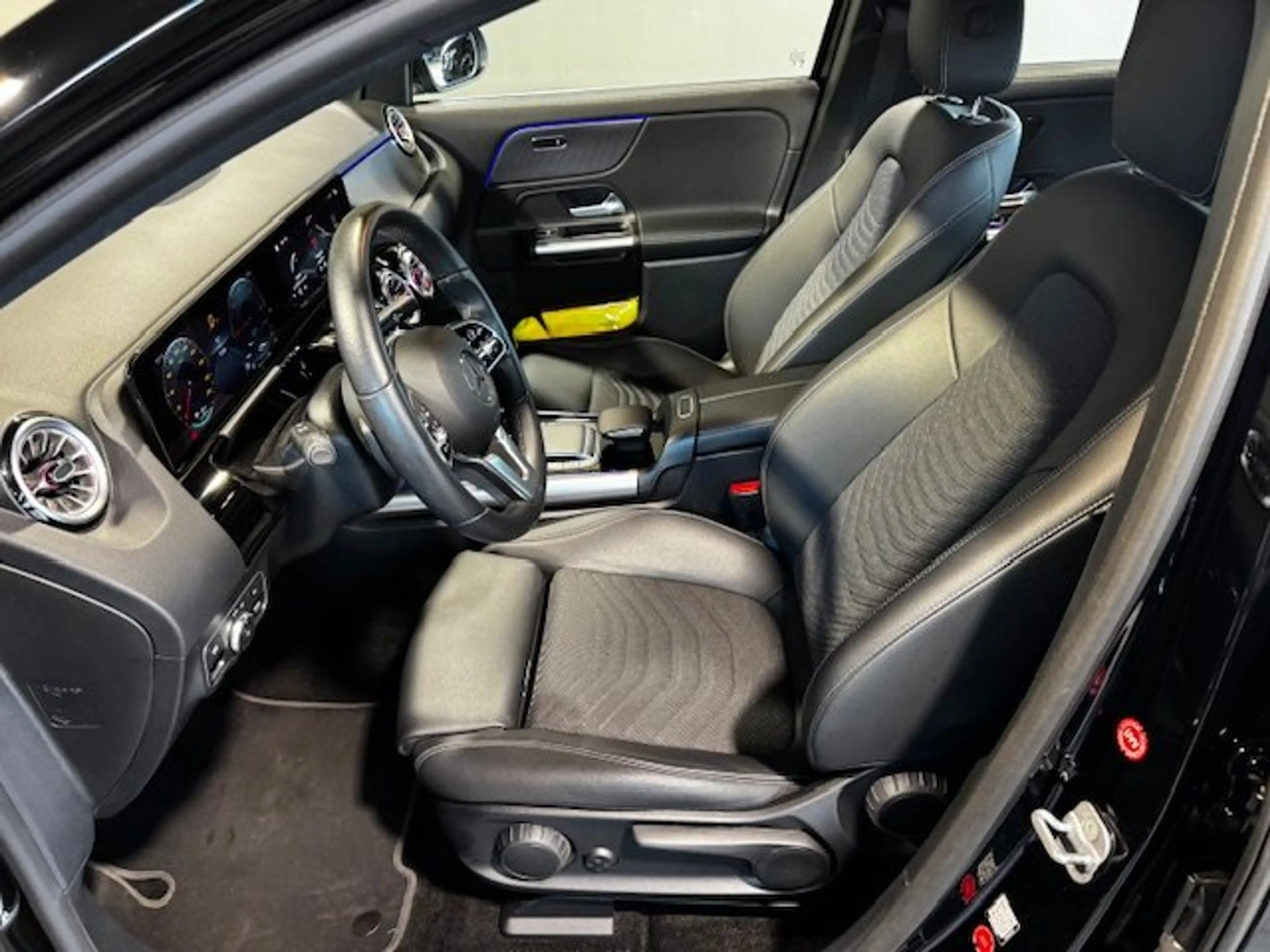Mercedes-Benz EQA 300 4M Progressive AHK/Ambi/Tot/MBUX +/Sound — photo 8
