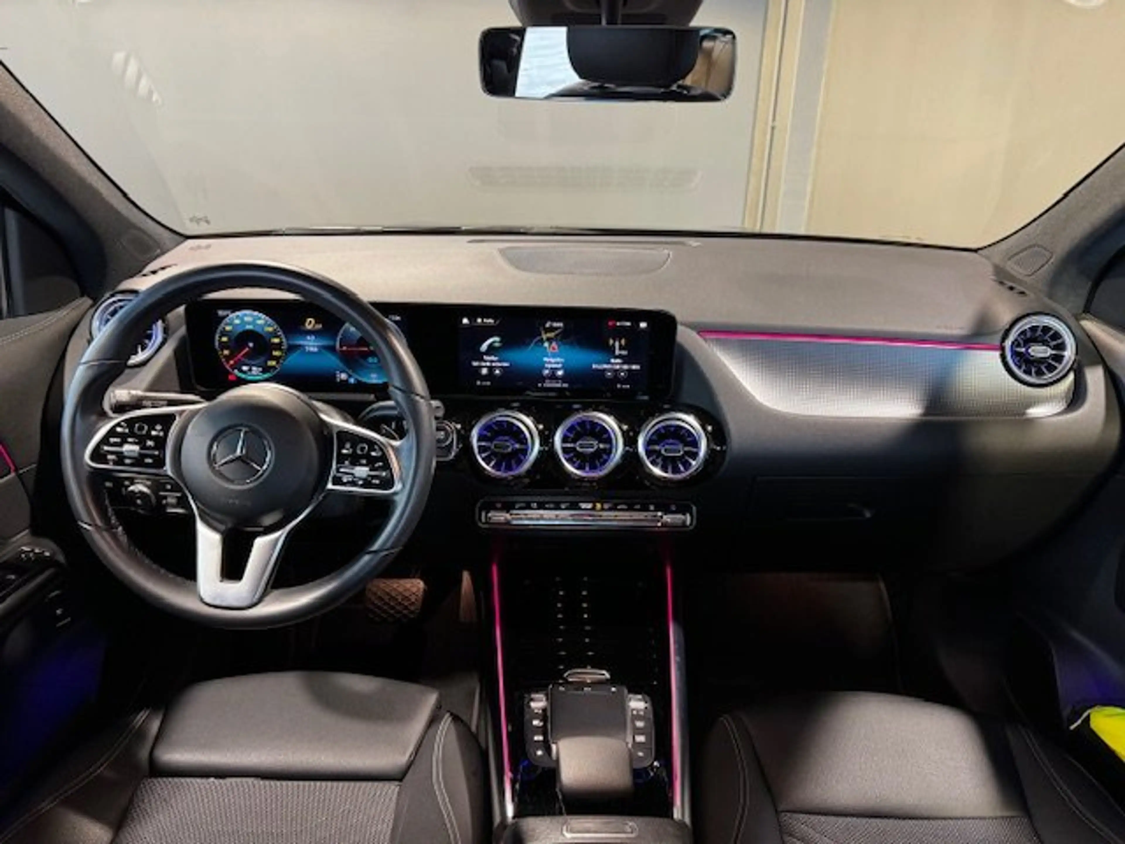 Mercedes-Benz EQA 300 4M Progressive AHK/Ambi/Tot/MBUX +/Sound — photo 4