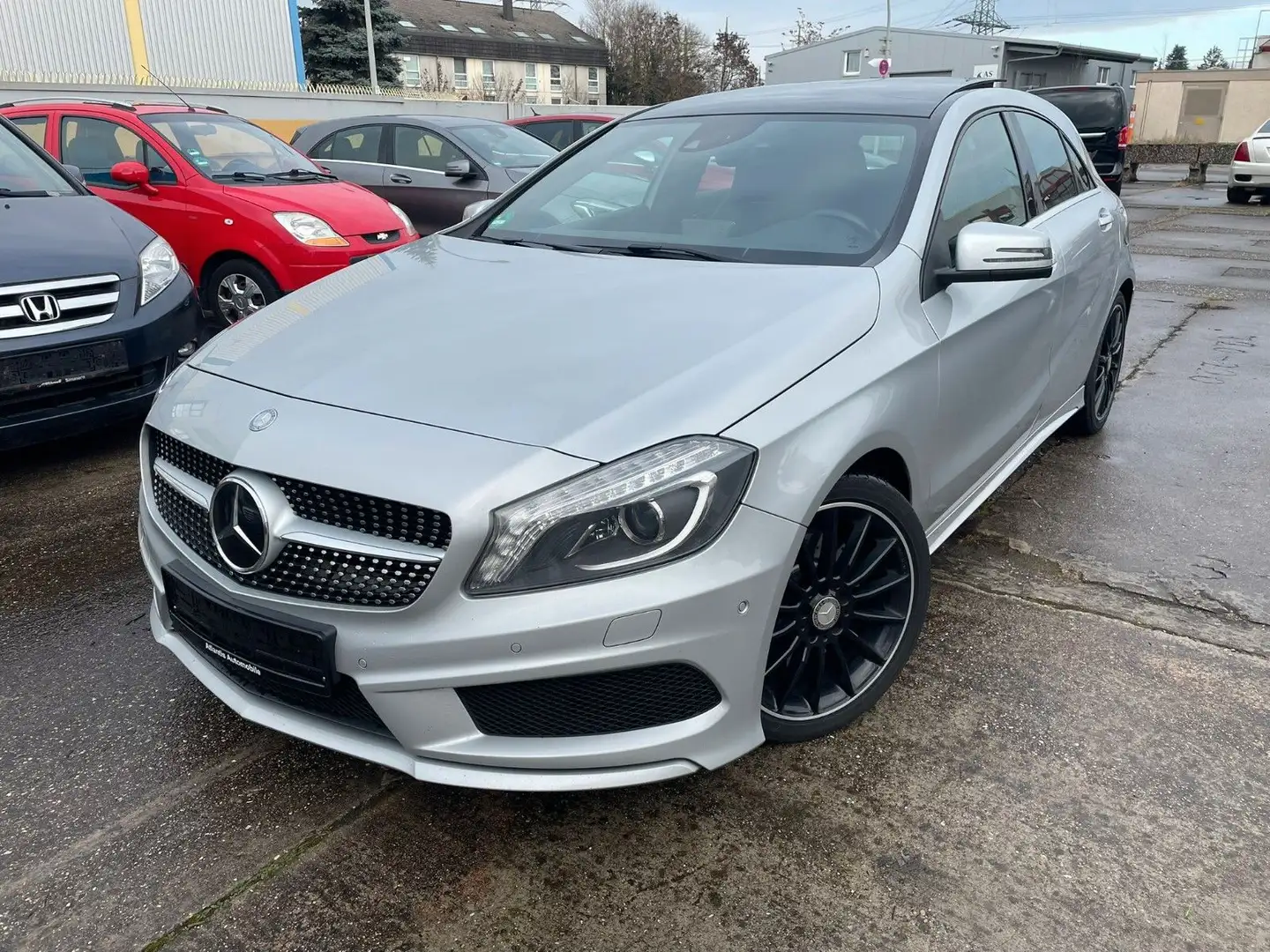 Mercedes-Benz A 220 A220d*AMG* Panorama*Kamera* EURO6*Distronic* Argent - 1