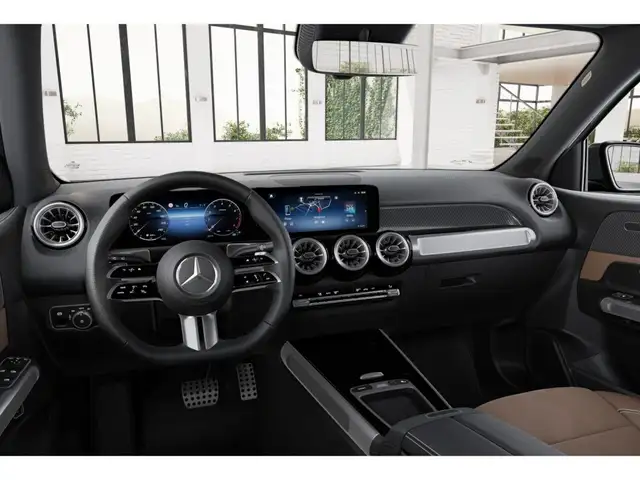 Mercedes-Benz GLB view 7