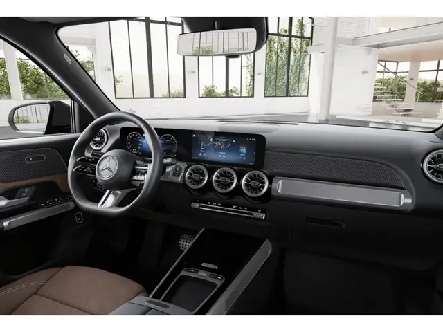 Mercedes-Benz GLB view 9