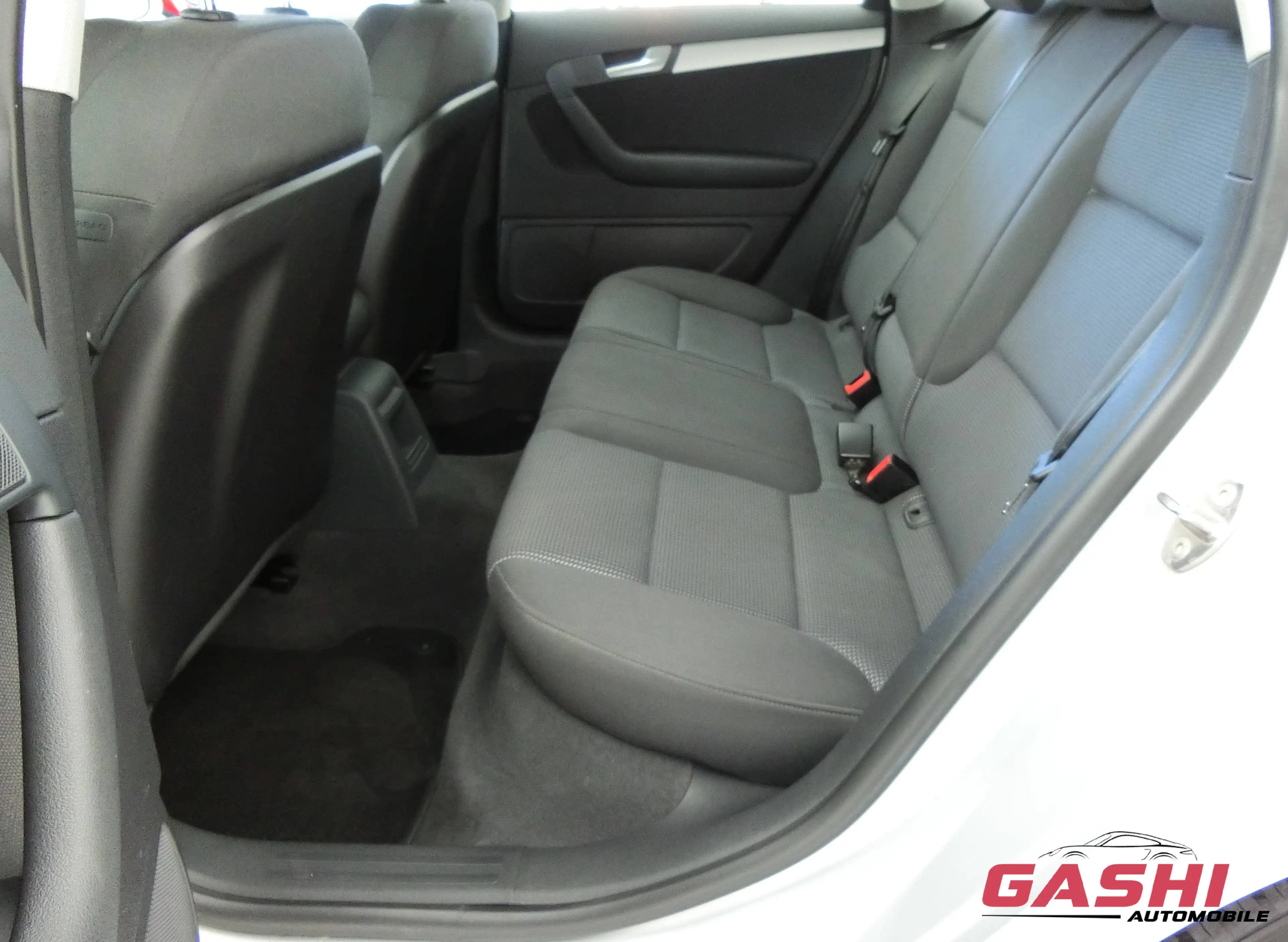 Audi A3 2.0 TDI Ambition (103kW) — photo 11
