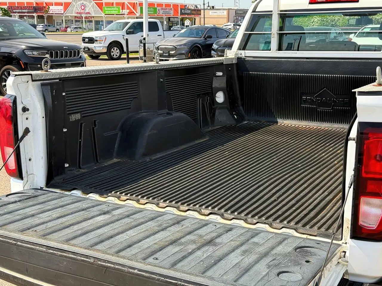GMC Sierra 1500 снимка GMC Sierra 1500