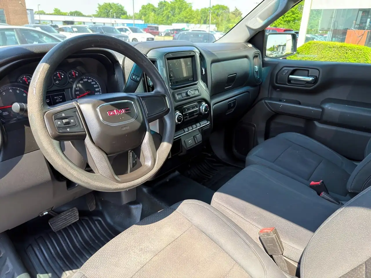 GMC Sierra 1500 снимка GMC Sierra 1500