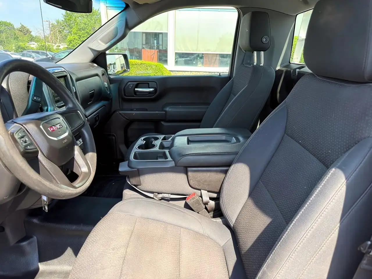 GMC Sierra 1500 снимка GMC Sierra 1500