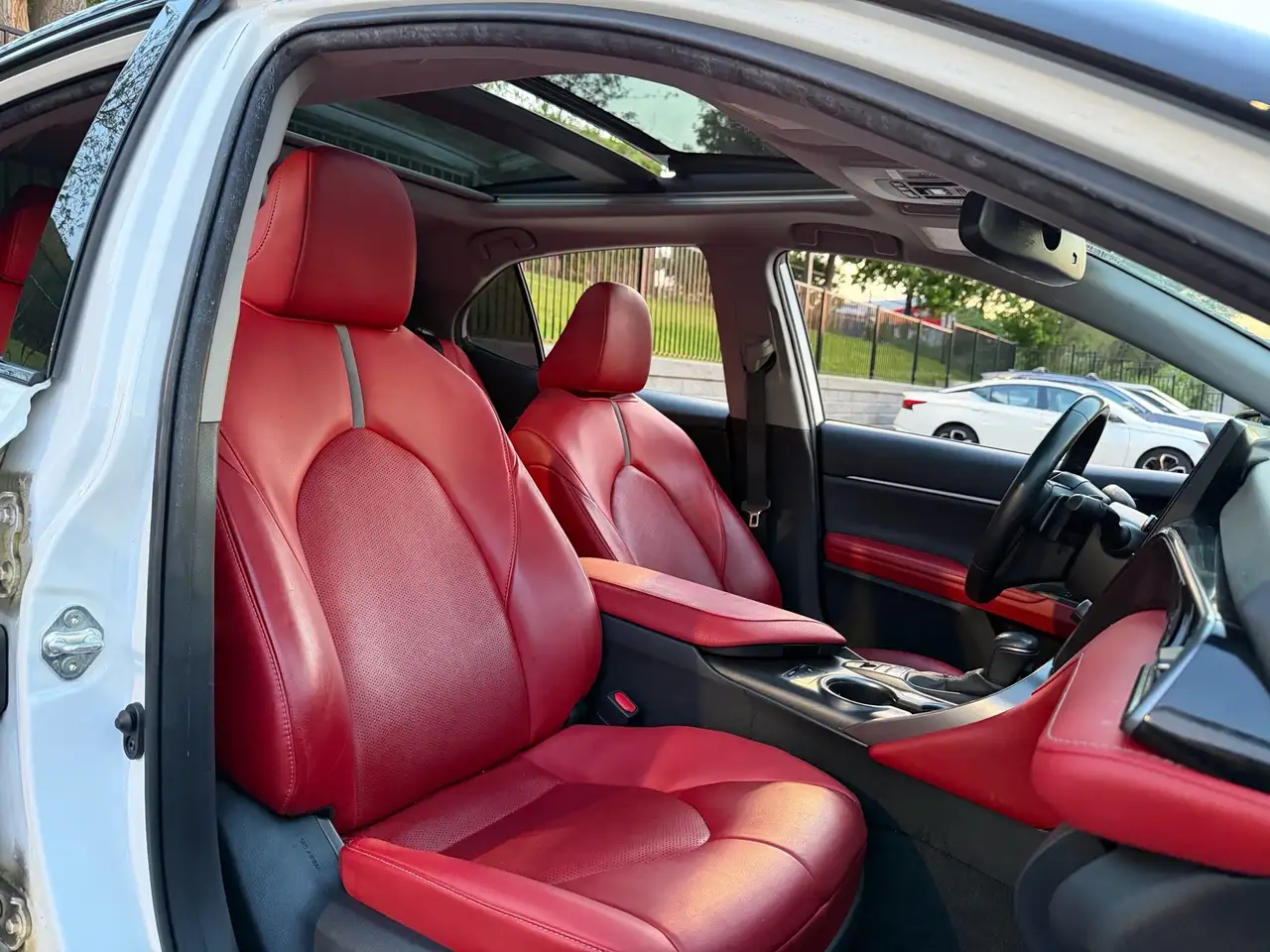 Toyota Camry снимка Toyota Camry