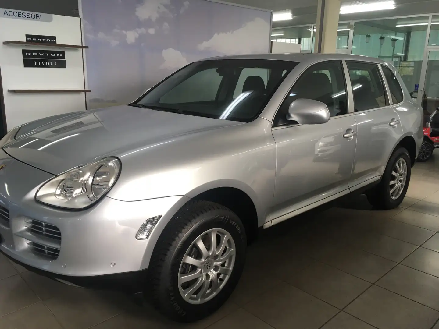 Porsche Cayenne 3.2 Argento - 1