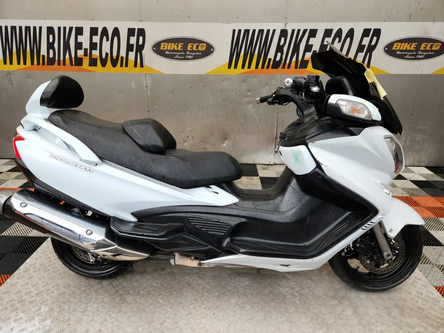 Suzuki Burgman 650 - 1
