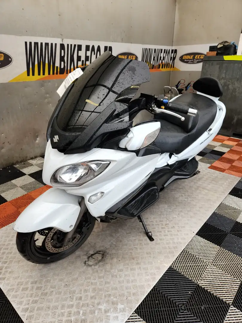 Suzuki Burgman 650 - 2