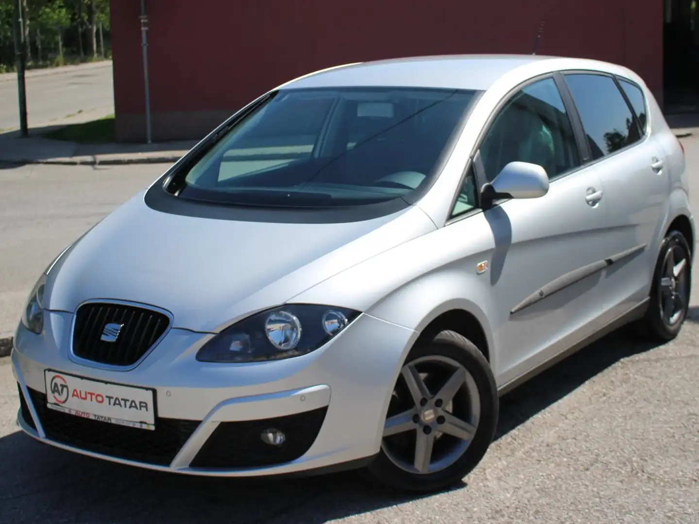 SEAT Altea Chili &Style Start-Stopp 1,6 CR TDi- 148/Monatlich Grijs - 1