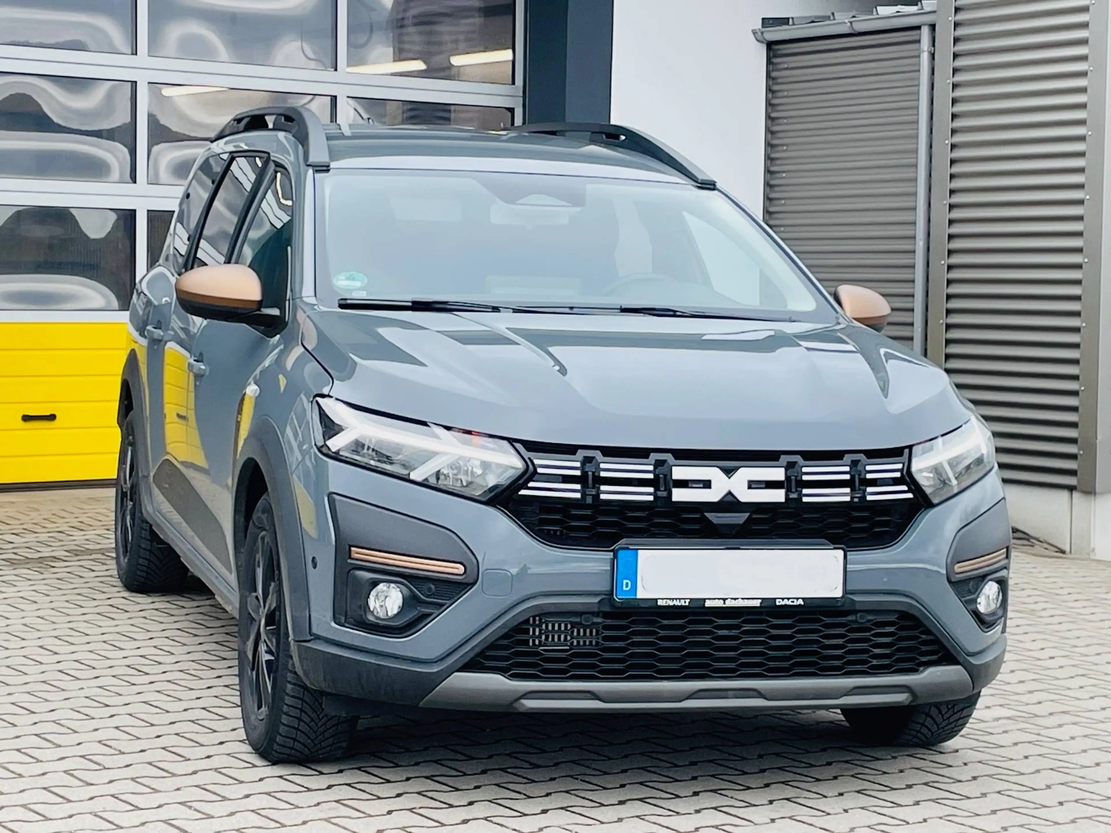 Dacia Jogger Extreme+ TCe 110 7-Sitzer, SHZ, R-Kamera, PDC — photo 3