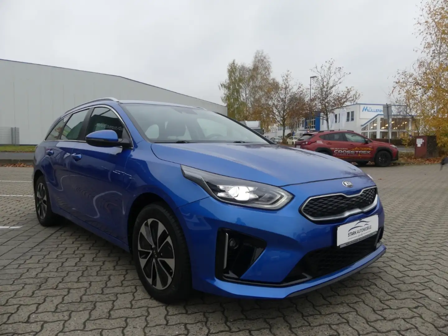 Kia Ceed / cee'd Sportswagon Plug-in Hybrid Vision 1.6 Navigation L Blu/Azzurro - 2