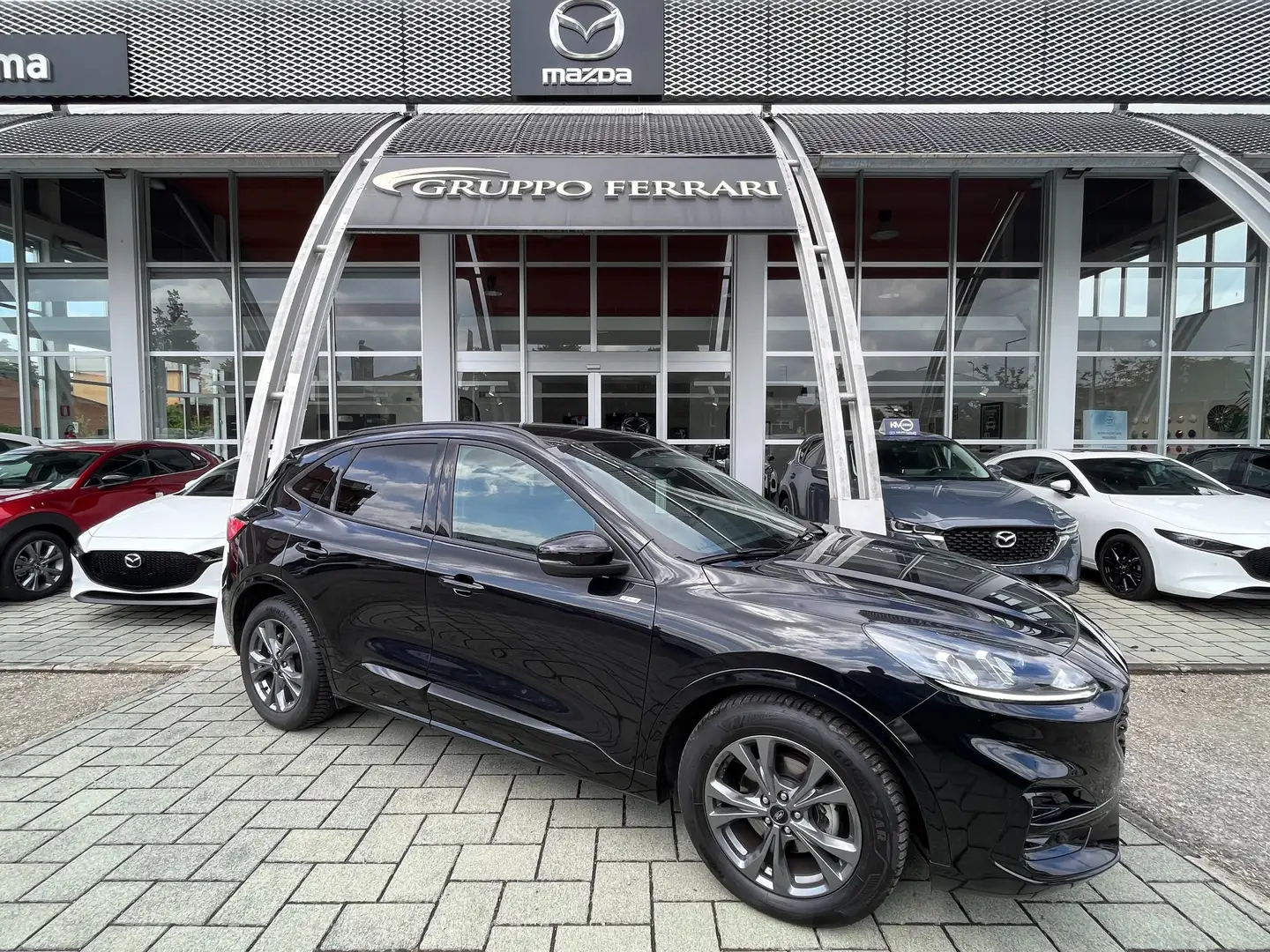 Ford Kuga Kuga 2.0 ecoblue ST-Line 2wd 120cv auto Zwart - 1