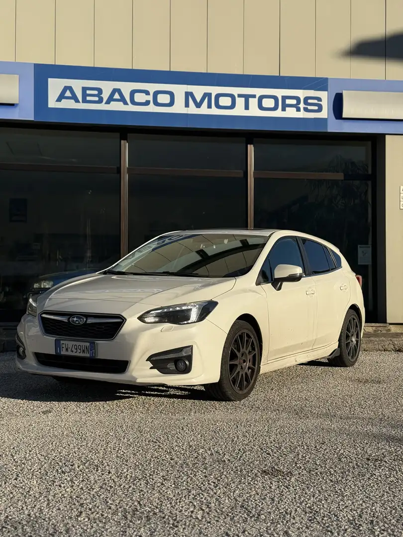 Subaru Impreza 2.0i Sport Premium lineartronic - 1