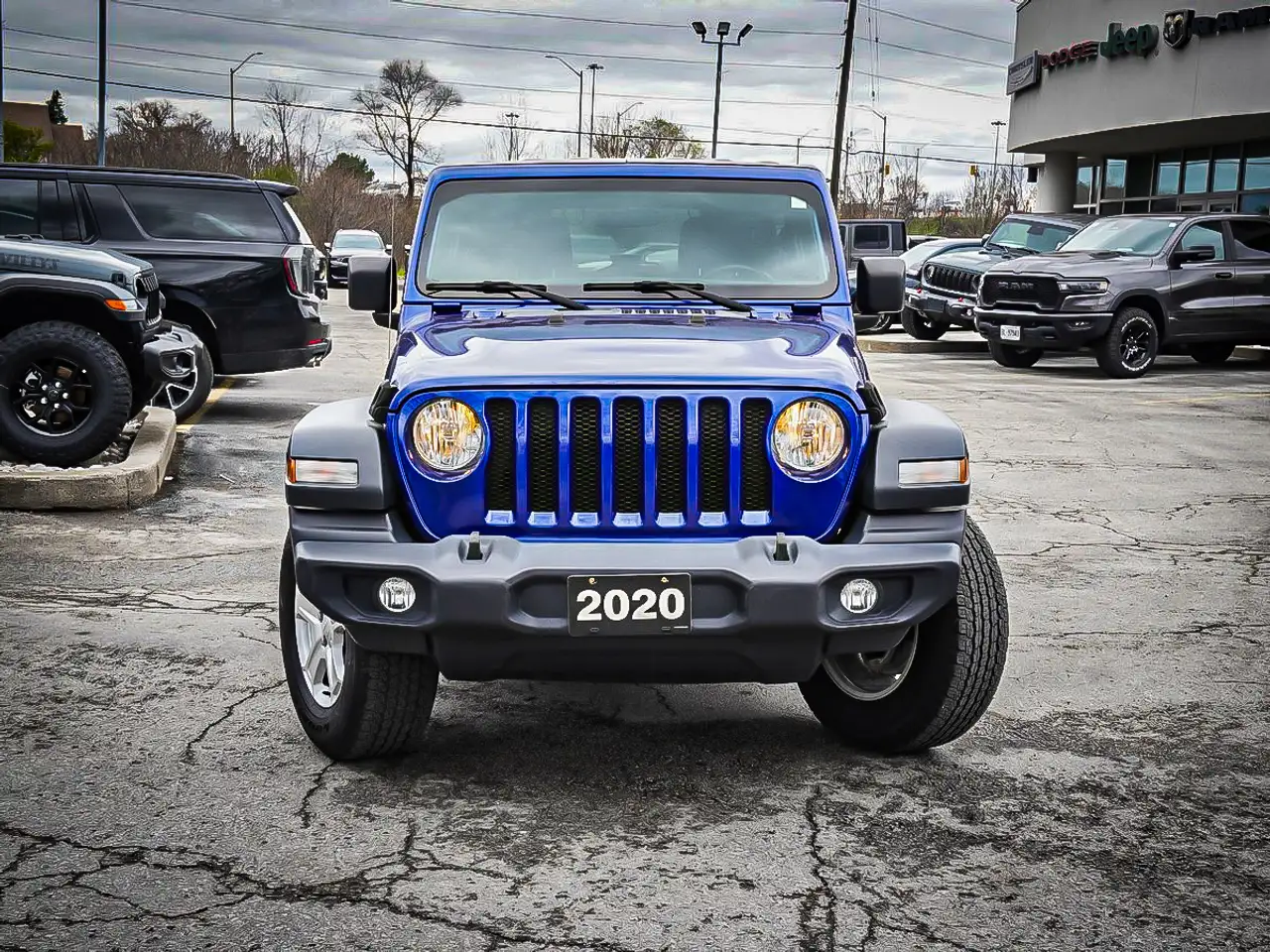 Jeep Wrangler снимка Jeep Wrangler