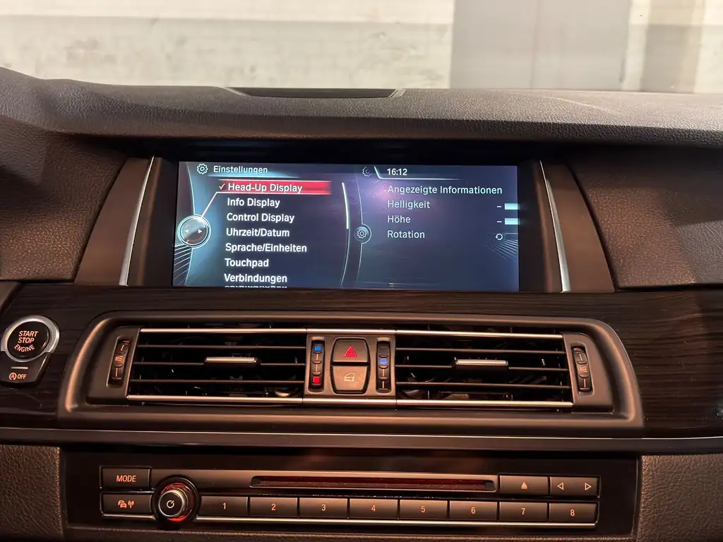 BMW 550 xDrive | Leder | Head up | 360 Grad | AHK Bild 21