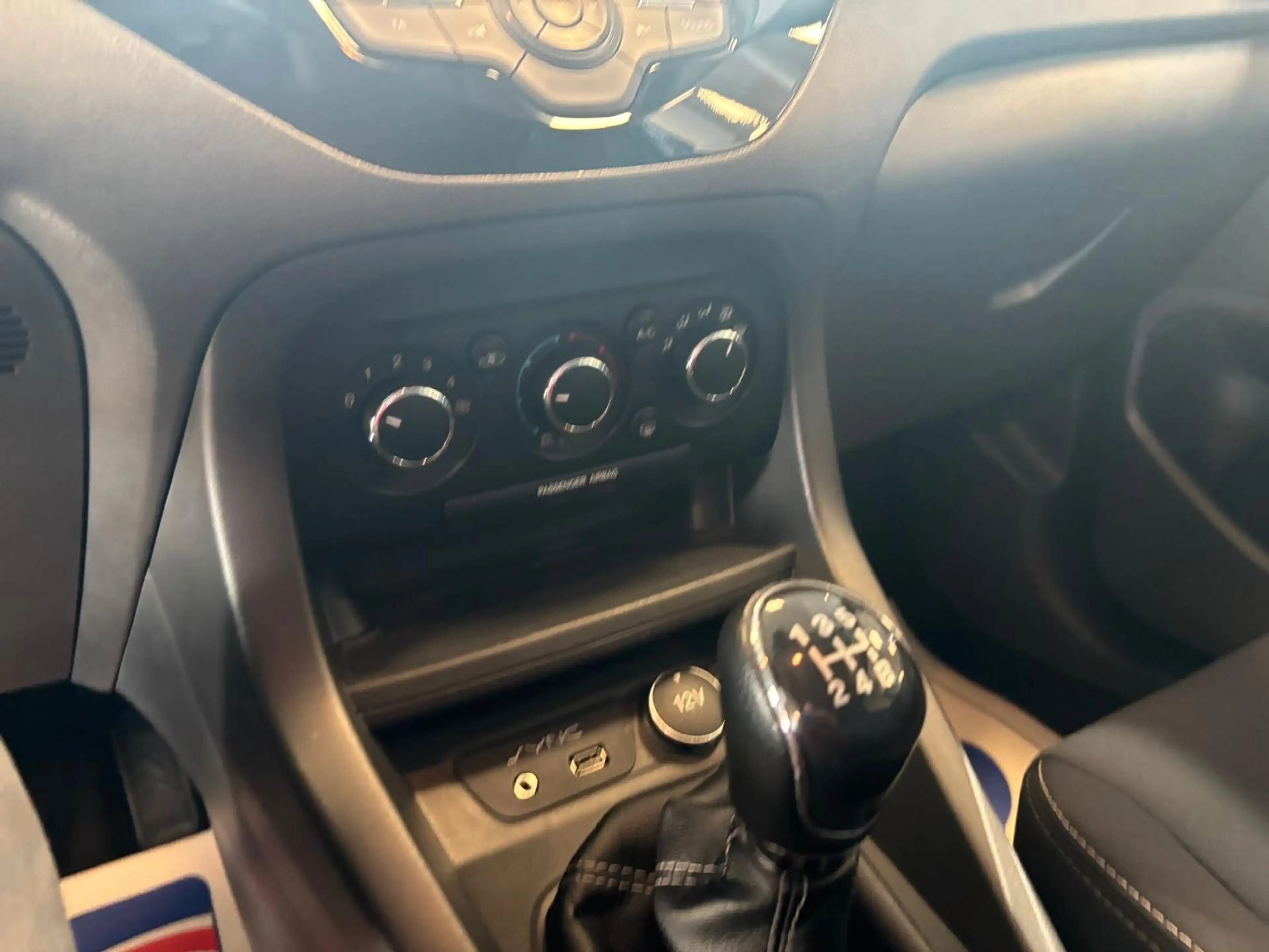 Ford Ka/Ka+ KA+ Cool & Sound*1 JAHR PREMIUM GARANTIE* — photo 11