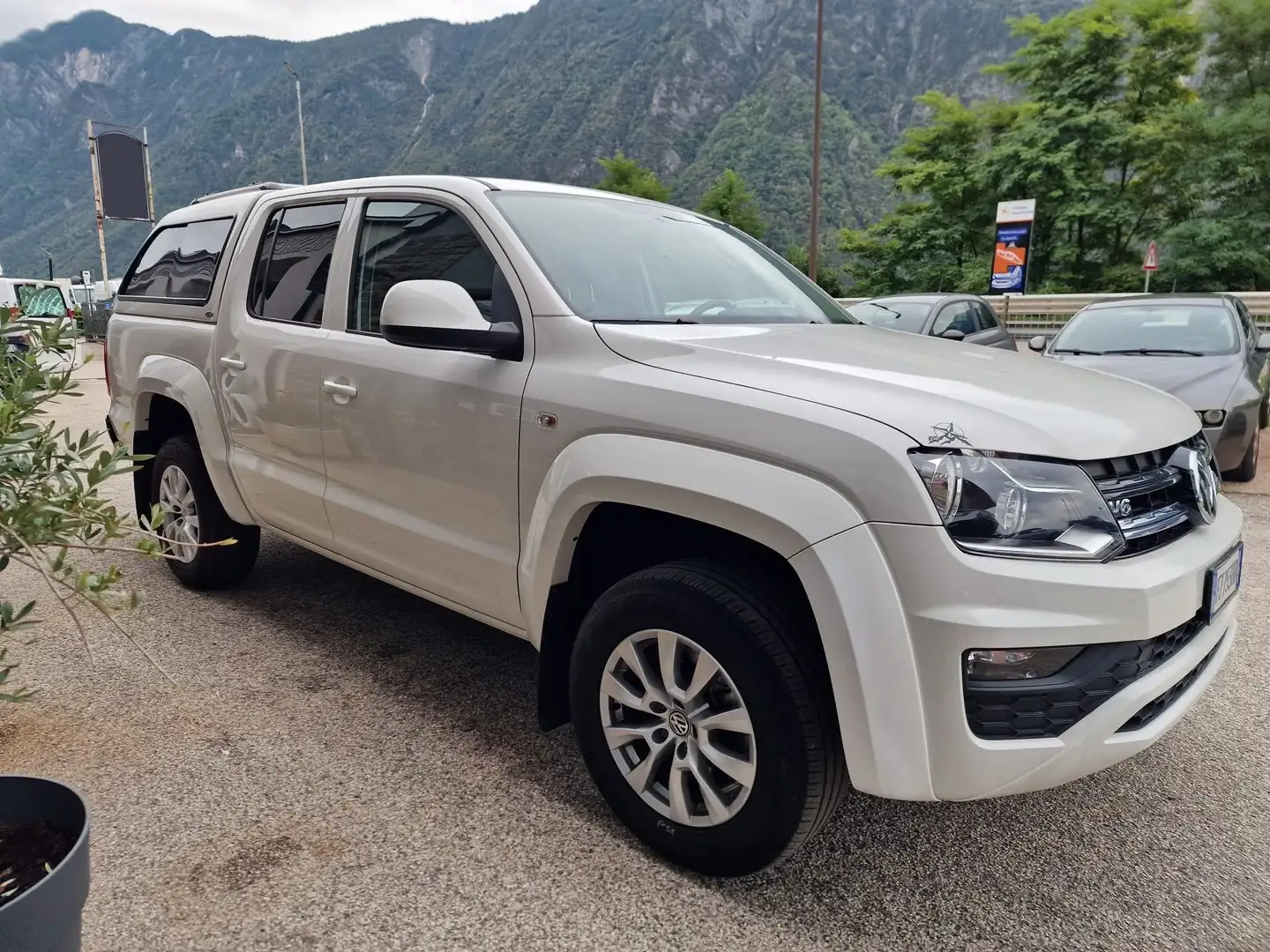 Volkswagen Amarok 3.0 V6 tdi Highline 4motion Blanc - 1