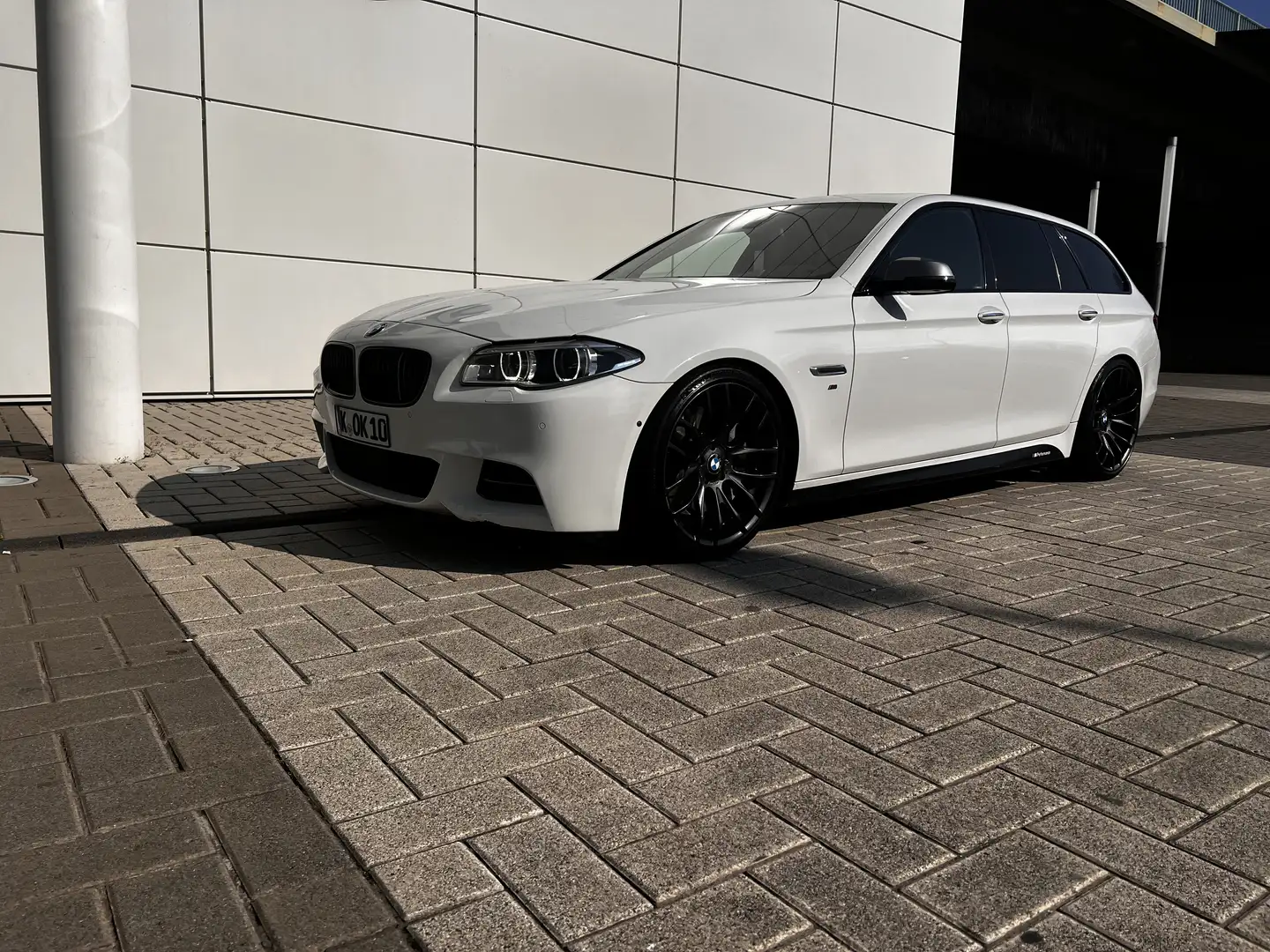 BMW M550 M550D XDrive Softclose Head-Up 360 Kamera Panorama Weiß - 1