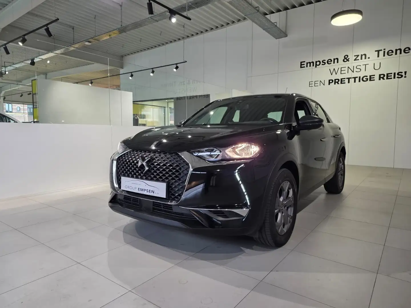 DS Automobiles DS 3 Crossback DS3 Crossback PureTech 100 MONTMARTRE Zwart - 1
