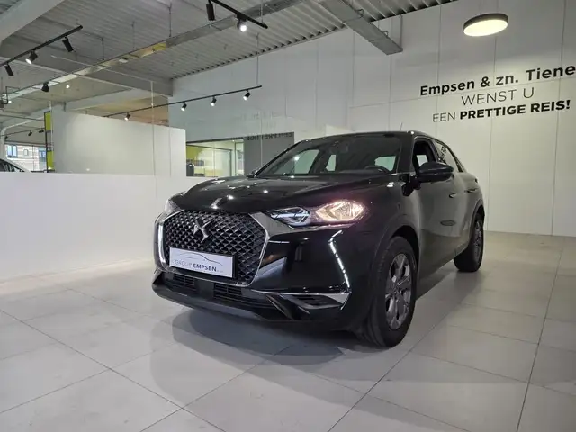 DS Automobiles DS 3 Crossback DS3 Crossback PureTech 100 MONTMARTRE