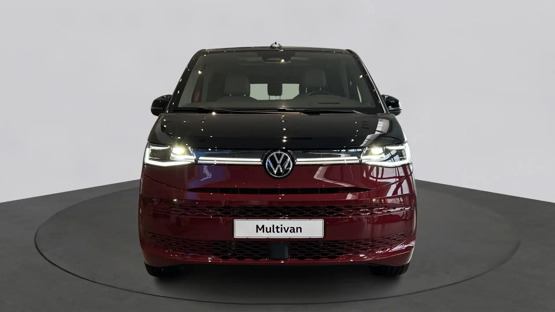 Volkswagen T7 Multivan L2H1 1.5TSI PHEV eHybrid 245pk DSG 4MOTION Bulli-E Noir - 2