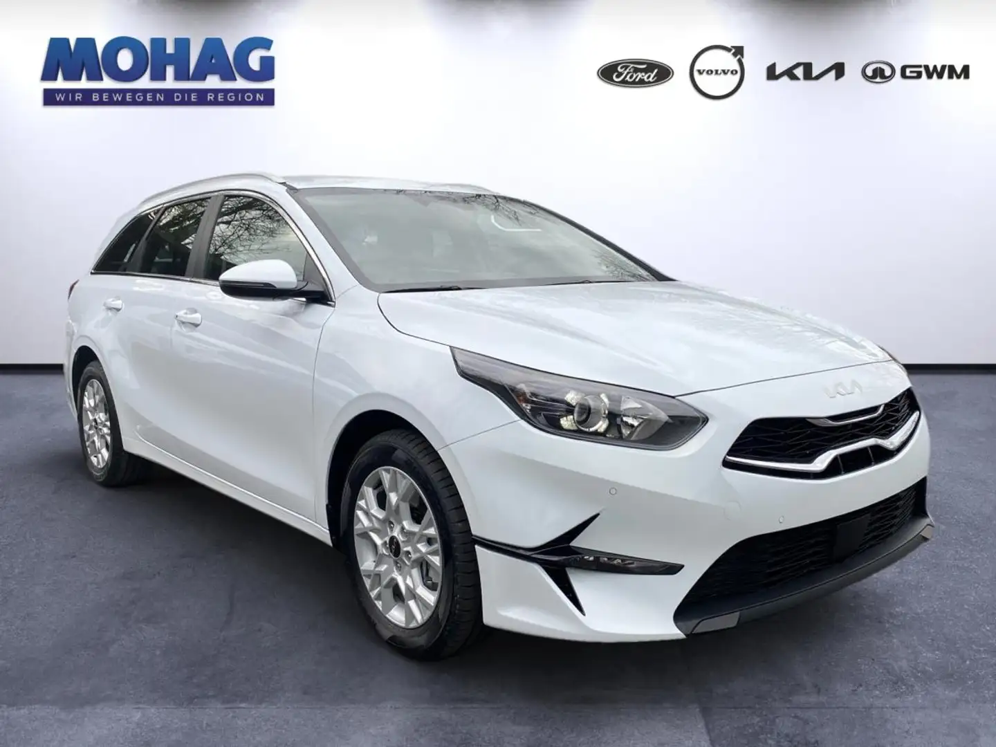 Kia Ceed / cee'd 1.5 T-GDI MHEV DCT Ultimate Ed. Sportsw. Weiß - 2