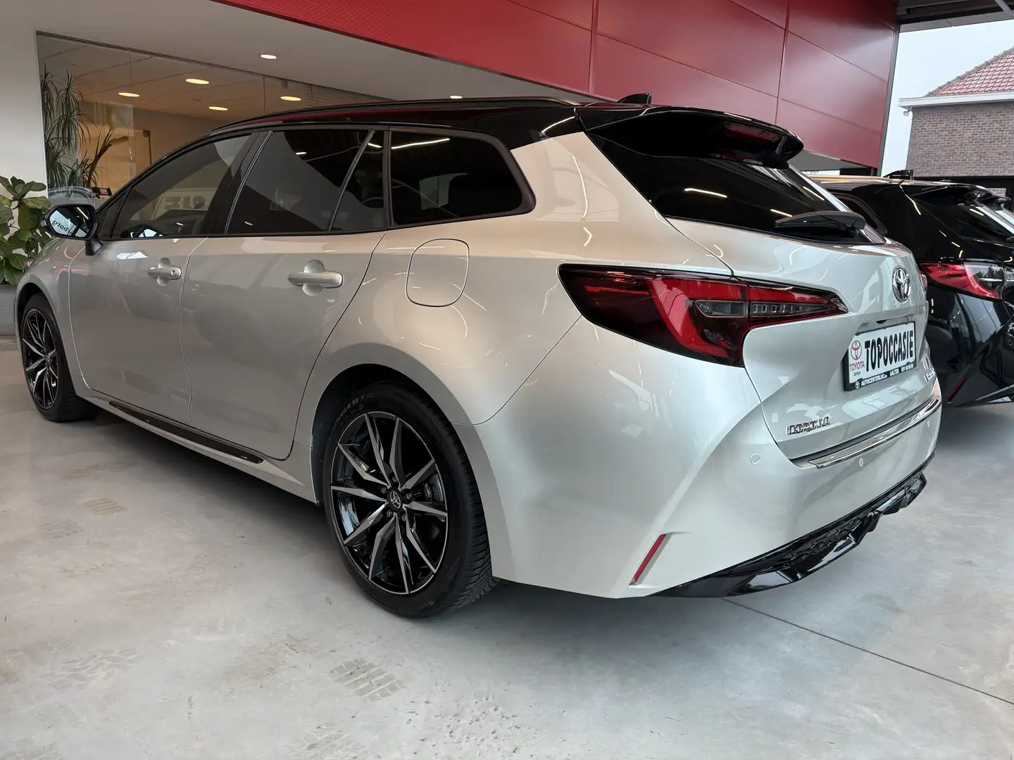 Toyota Corolla 2.0 HYBRID AT BREAK GR SPORT / 27850 KM !!! Argent - 2