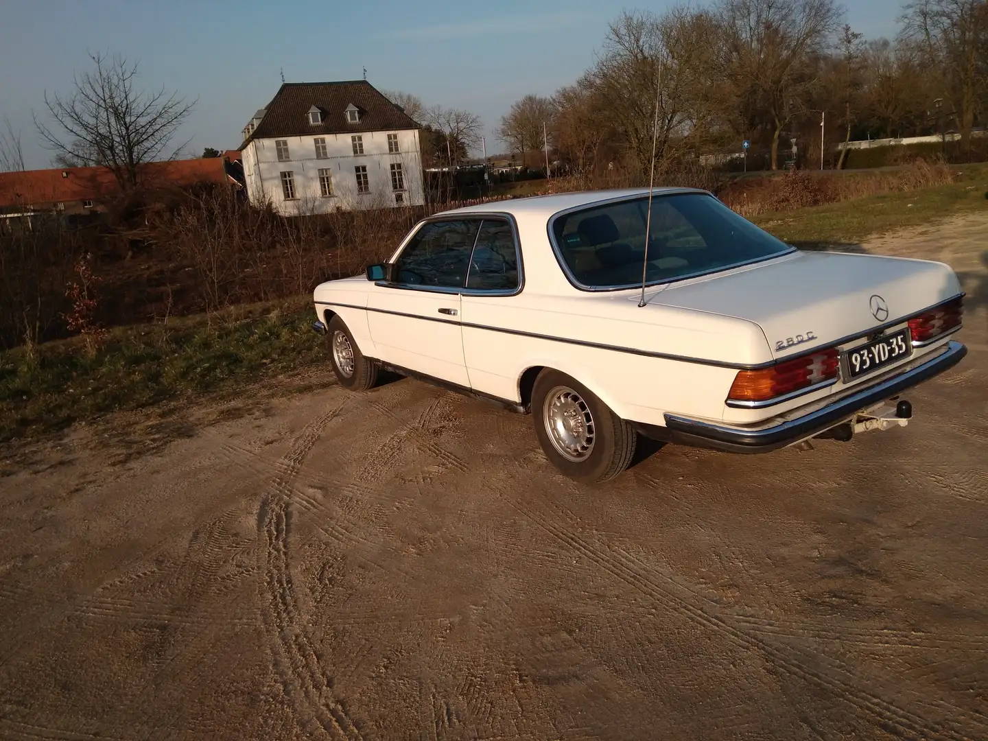 Mercedes-Benz 230 W123 230 coupé Alb - 2
