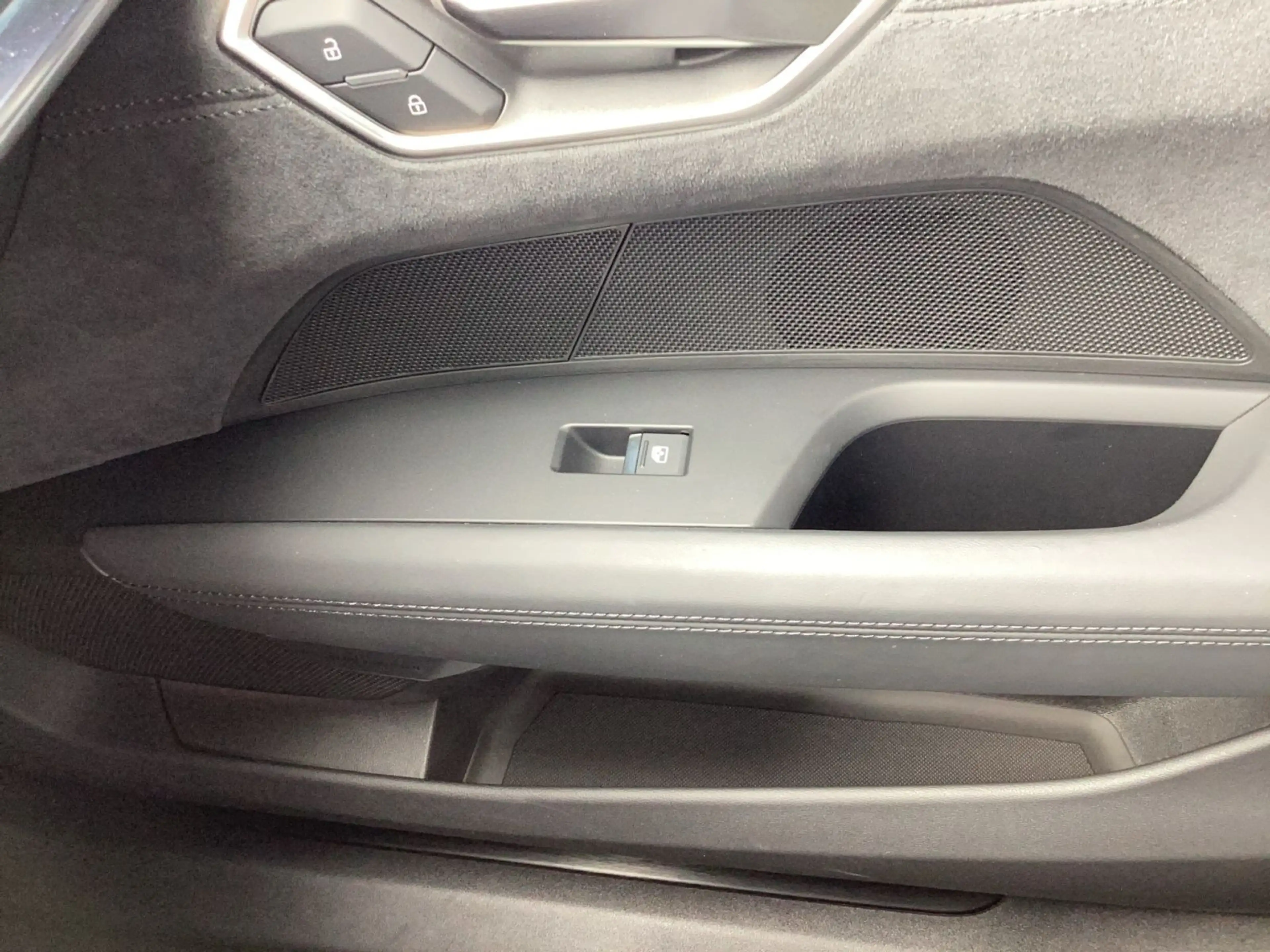Audi e-tron GT Matrix/Luft/Assistenz+/Memory/ — photo 15