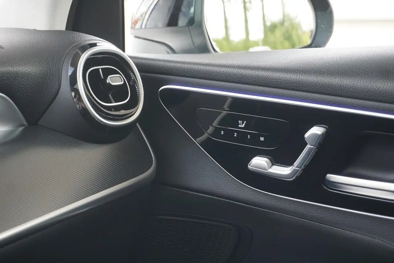 Mercedes-Benz GLC 300e 4MATIC Luxury Line PANO Trekhaak LED, миниатюра 25