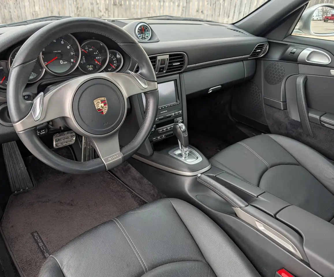 Porsche 911 снимка Porsche 911