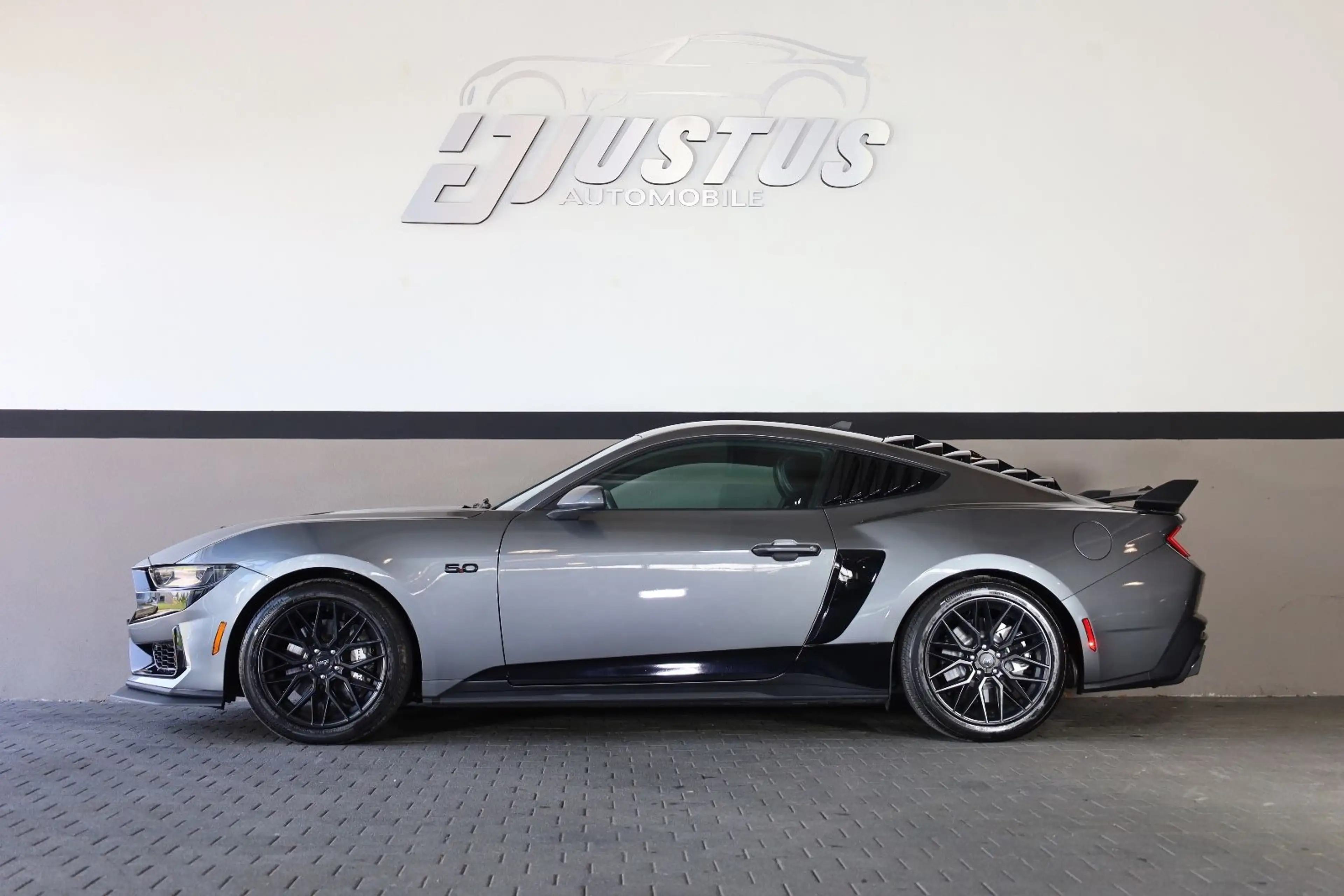 Ford Mustang 5.0 Ti-VCT V8 GT/SHZ/SBL/LHZ/TOTW/R19 — photo 3