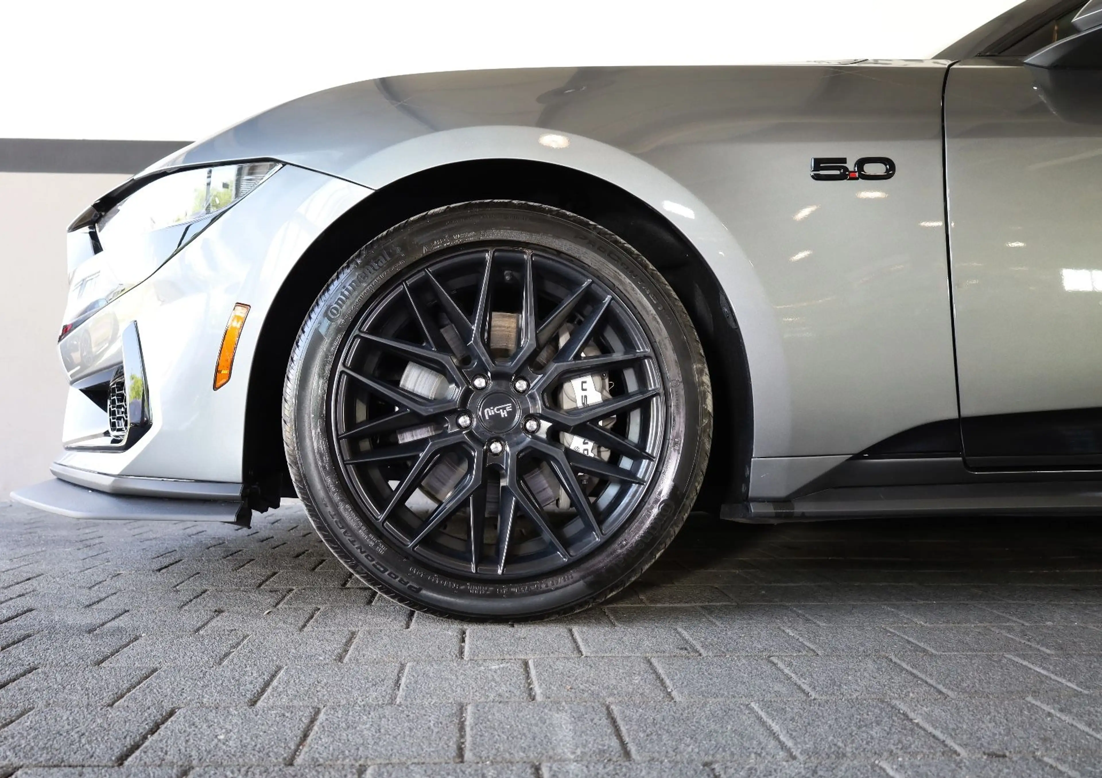 Ford Mustang 5.0 Ti-VCT V8 GT/SHZ/SBL/LHZ/TOTW/R19 — photo 4