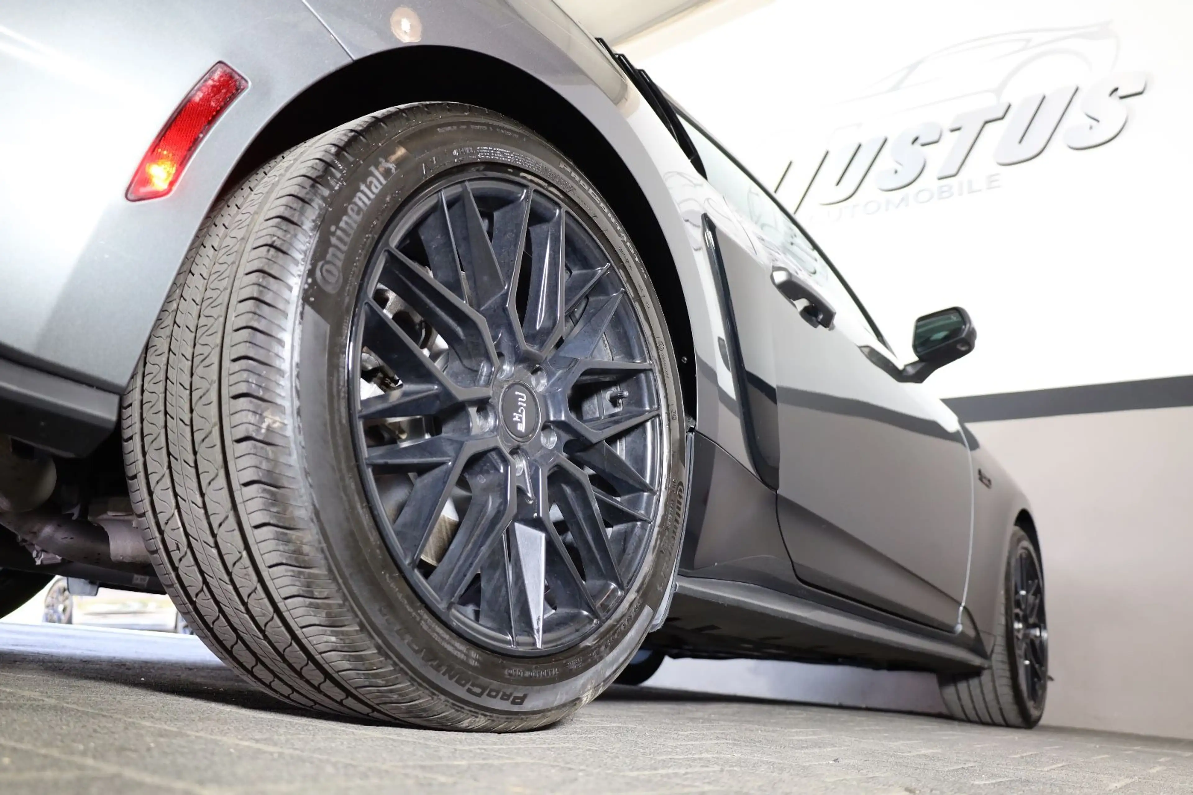 Ford Mustang 5.0 Ti-VCT V8 GT/SHZ/SBL/LHZ/TOTW/R19 — photo 8